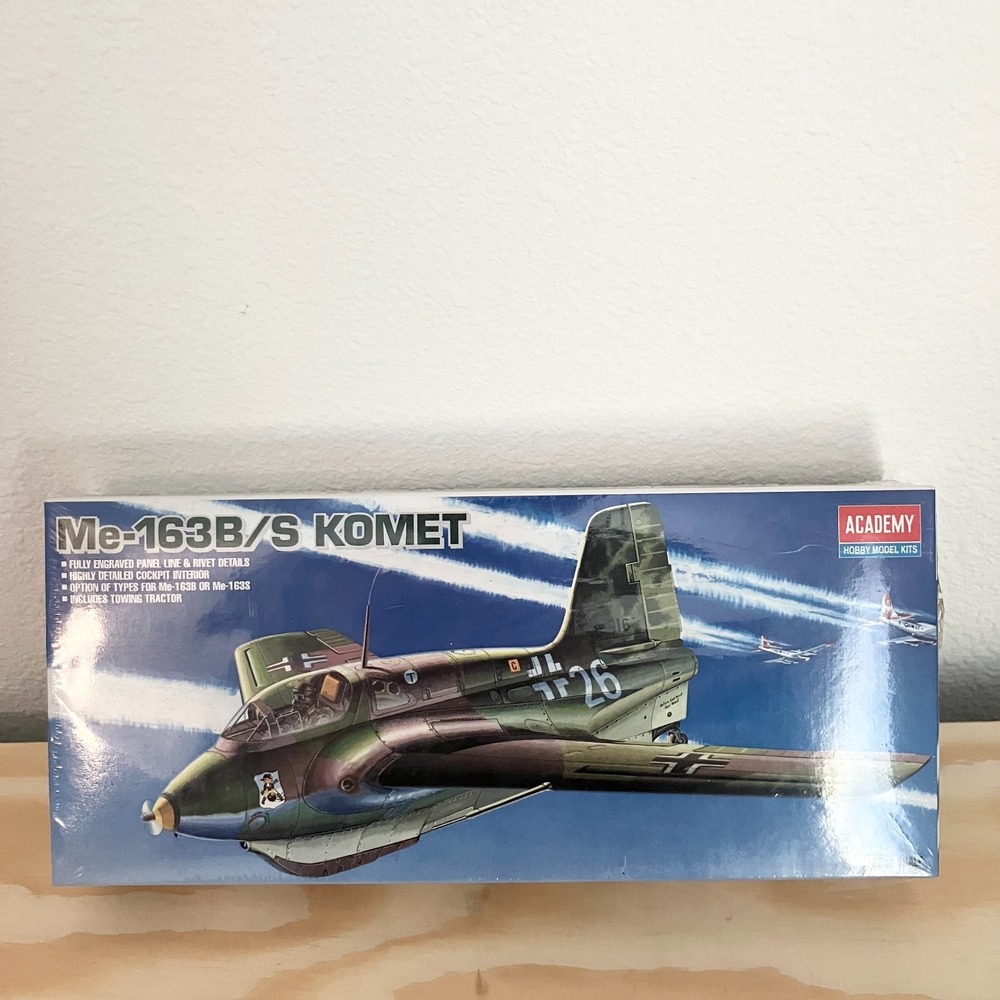 ACADEMY Me-163B/S KOMET‎  1/72 Scale Aircraft Model Kit